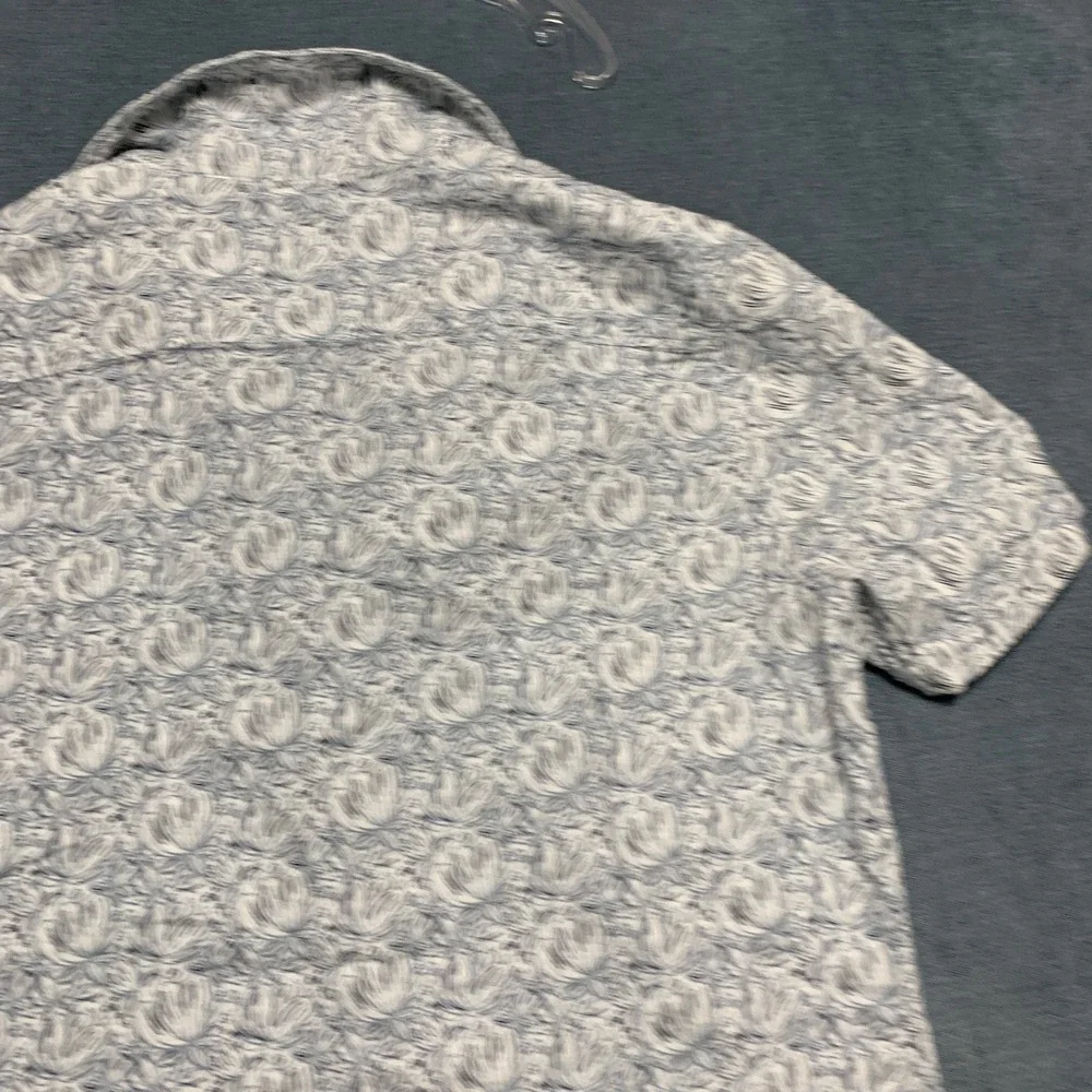 Levi's Camp Shirt Mens Medium White Blue Floral Botanical Beachwear Relaxed Fit